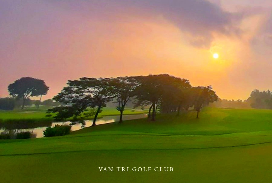 Van Tri Golf Club in Hanoi (13)