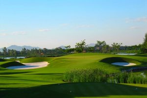 Van Tri Golf Club in Hanoi (19)