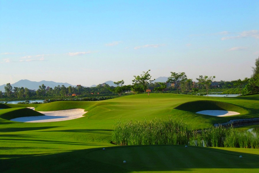 Van Tri Golf Club in Hanoi (19)