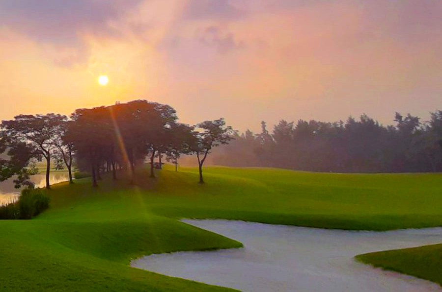 Van Tri Golf Club in Hanoi (8)