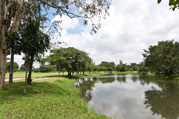 Yangon Golf Club in Yangon, Myanmar (17)
