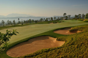 Kunming-Yulong-Bay-Golf-Club-16
