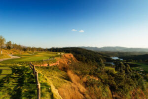 Kunming-Yulong-Bay-Golf-Club-17