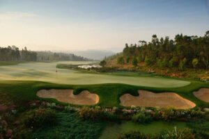 Kunming-Yulong-Bay-Golf-Club-21