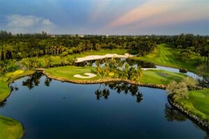 Alpine Golf Club in Pathum Thani, Thailand (16)