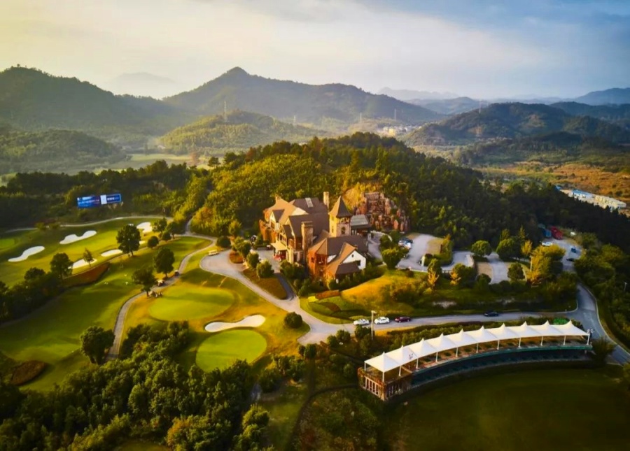 Anji King Valley Country Club in Huzhou, Zhejiang (6)