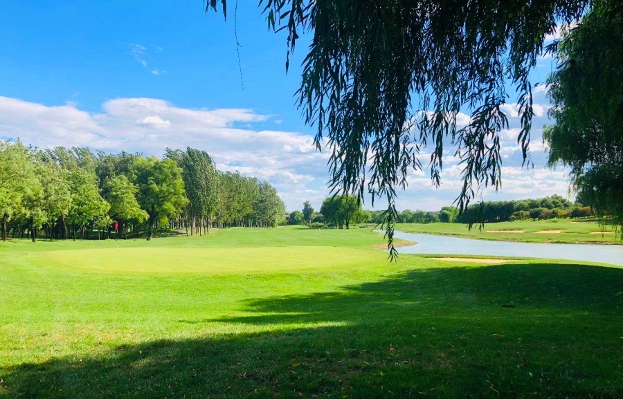Beijing CBD International Golf Club (6)