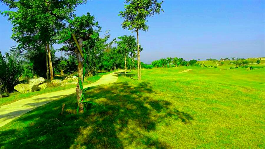 Blue Sapphire Golf and Resort in Kanchanaburi, Thailand (1)