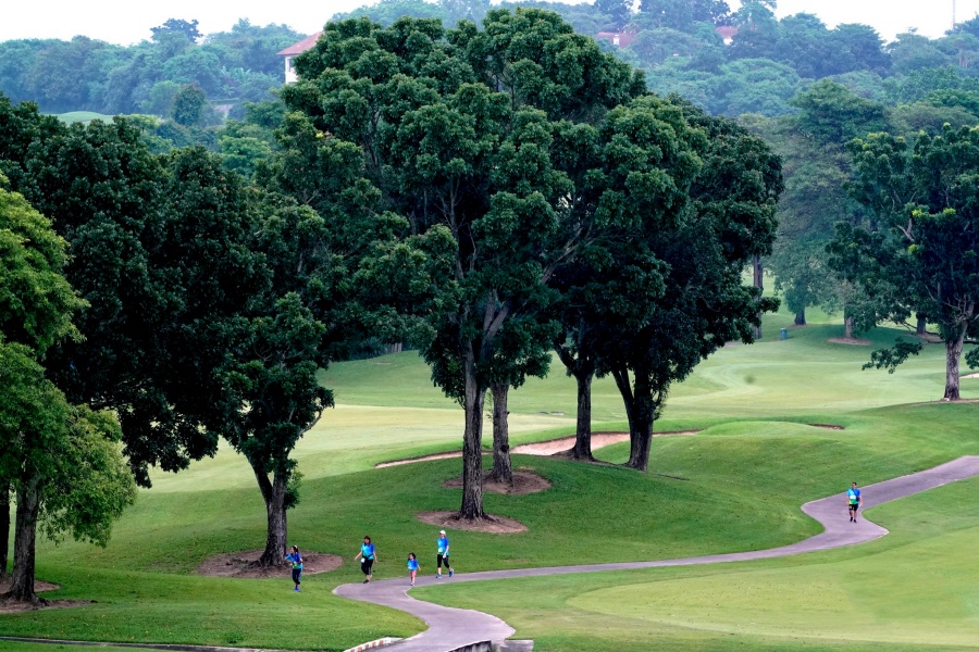 Burapha Golf Club in Pattaya of Chon Buri, Thailand (15)