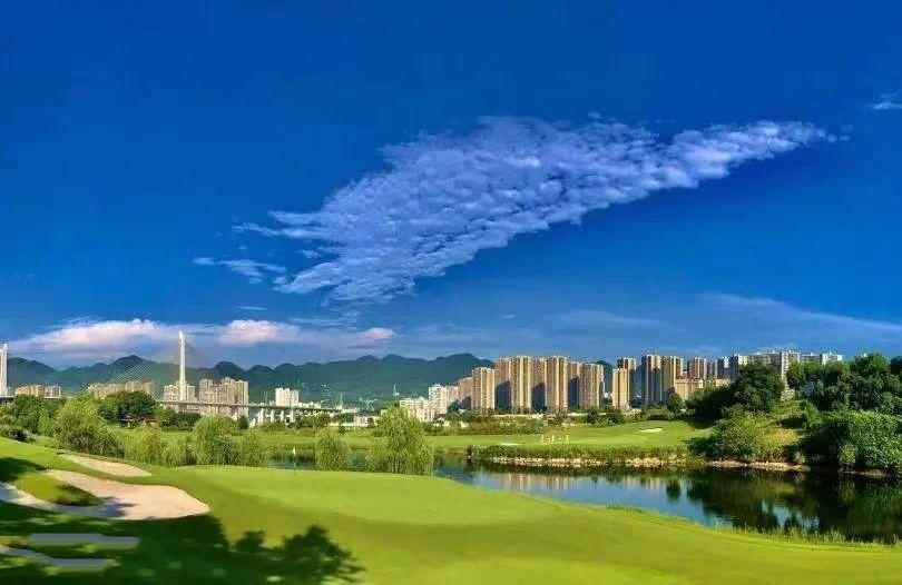 Chongqing Fortune Riverview Golf Club (1)