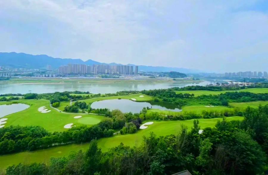 Chongqing Fortune Riverview Golf Club (9)