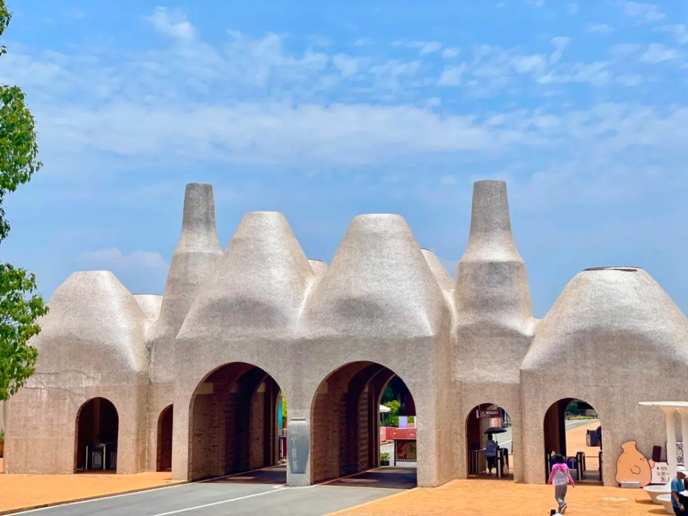 Dongfengyun Art Town Sceneic Area in Mile City, Honghe (19)