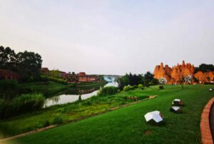 Dongfengyun Art Town Sceneic Area in Mile City, Honghe (4)