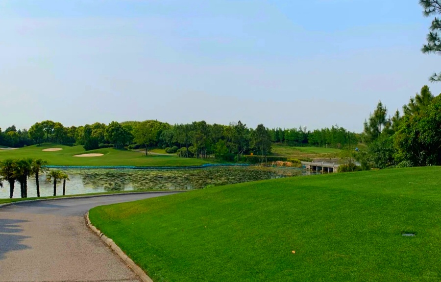 Dongzhuang Beach Golf Club in Shanghai (9)