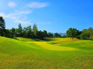 Dragon Hills Golf & Country Club in Ratchaburi, Thailand (7)