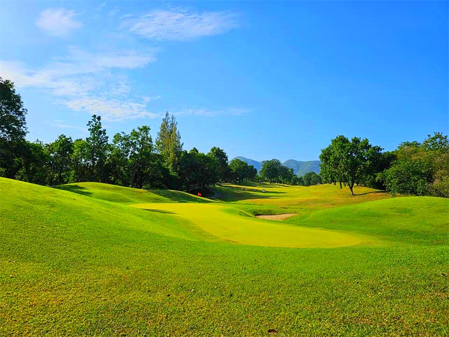Dragon Hills Golf & Country Club in Ratchaburi, Thailand (7)