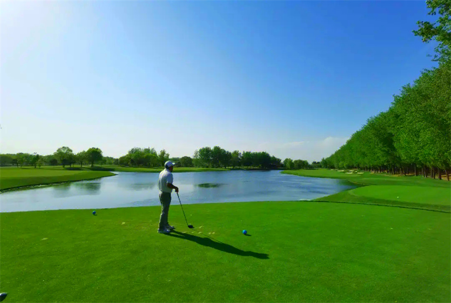 Evergrand Shadow Creek Golf Club in Beijing (10)
