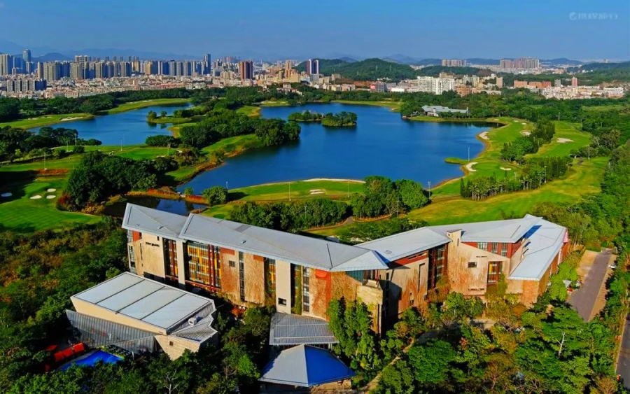 Genzon Golf Club in Shenzhen, Guangdong (1)