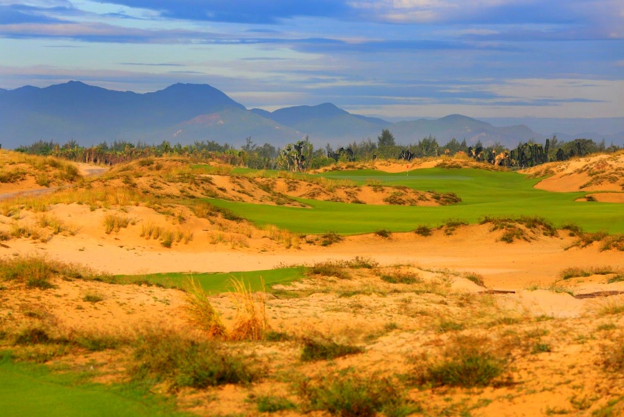 Hoiana Shores Golf Club in Quang Nam, Vietnam (1)