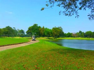 Lam Luk Ka Country Club in Pathum Thani, Thailand (11)