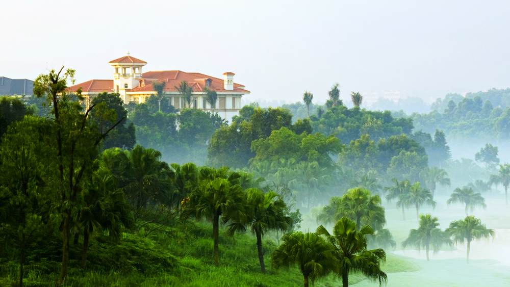 Mission Hills Golf Clubs in Haikou, Hainan (20)