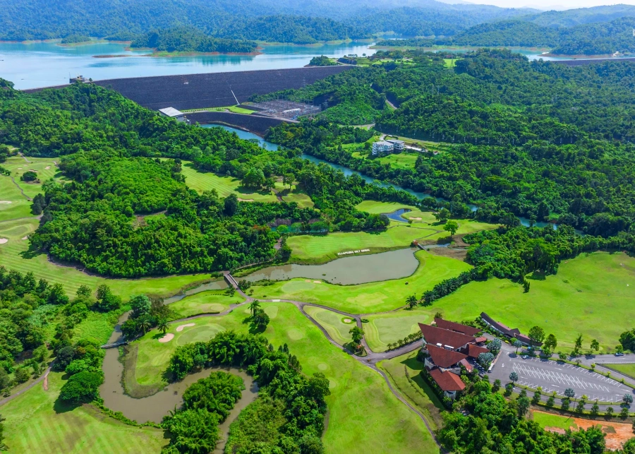Ratchaprapha Dam Golf Course in Surat Thani, Thailand