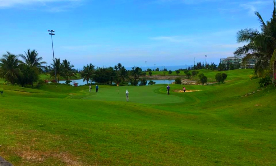 Sea Links Golf Country Club in Mui Ne of Binh Thuan, Vietnam (3)