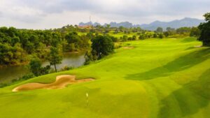 Sky Lake Resort & Golf Club in Hanoi, Vietnam3