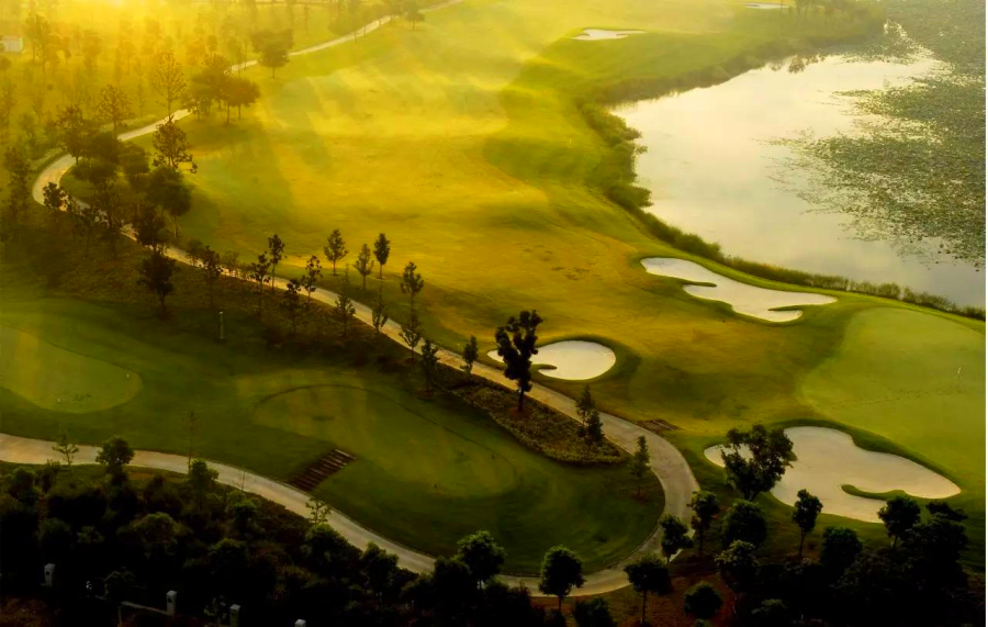 Taihu International Golf Club in Suzhou, Jiangsu (8)