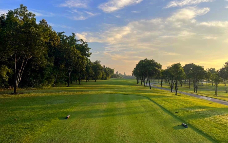 The Royal Gems Golf City (The RG City Golf Club) in Pathum Thani, Thailand (13)