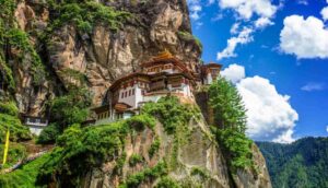 Tiger's Nest Monastery (Paro Taktsang) in Paro, Bhutan (7)