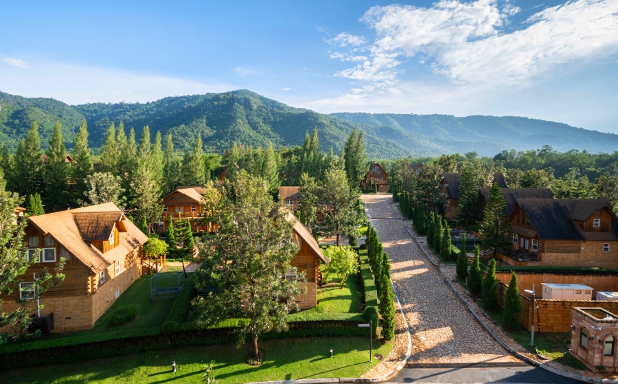 Toscana Valley Golf Course in Nakhon Ratchasima, Thailand (10)