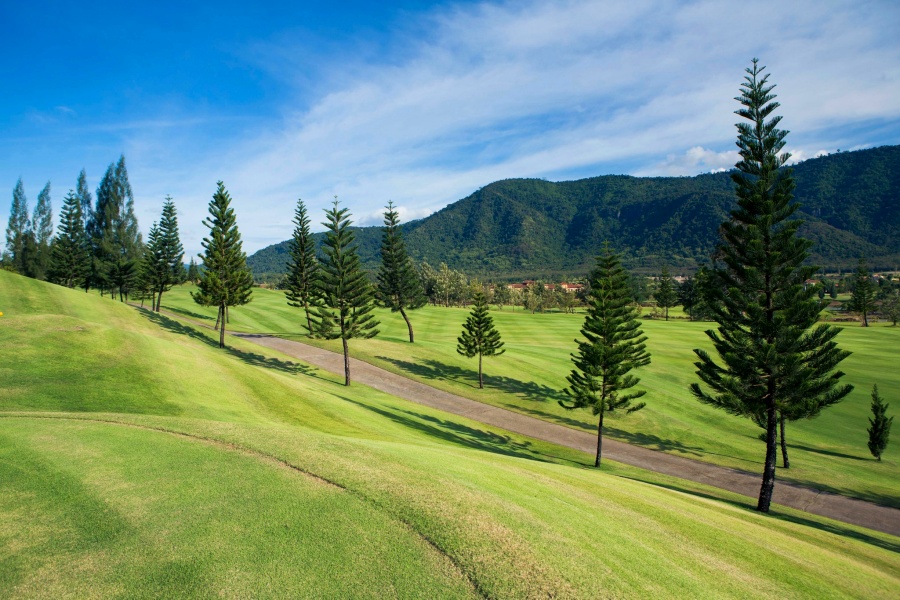 Toscana Valley Golf Course in Nakhon Ratchasima, Thailand (15)
