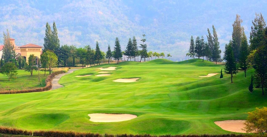 Toscana Valley Golf Course in Nakhon Ratchasima, Thailand (19)
