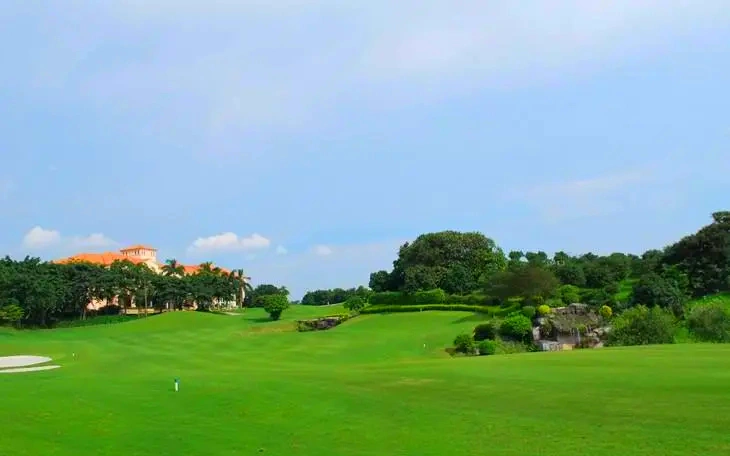 Trans Strait Golf Club in Fuzhou, Fujian (5)