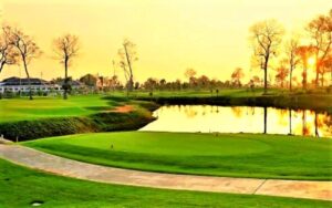 Vientiane Km 6 Golf Club in Laos (4)