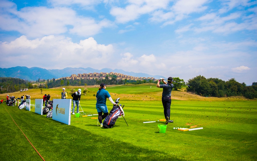 Wind Valley Golf Club in Shenzhen, Guangdong (1)
