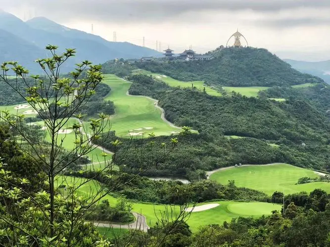 Wind Valley Golf Club in Shenzhen, Guangdong (11)