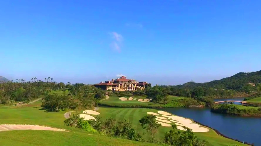 Wind Valley Golf Club in Shenzhen, Guangdong (8)