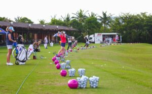 Yalong Bay Golf Club in Sanya, Hainan (12)