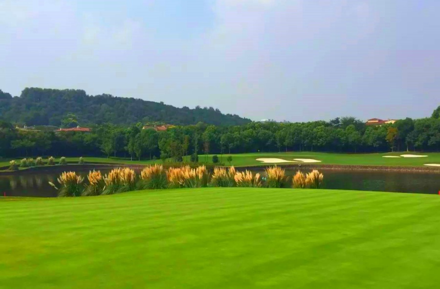 Zhongshan International Golf Club in Nanjing (2)