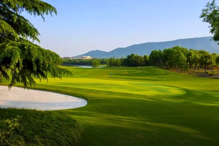Zhongshan International Golf Club in Nanjing (21)