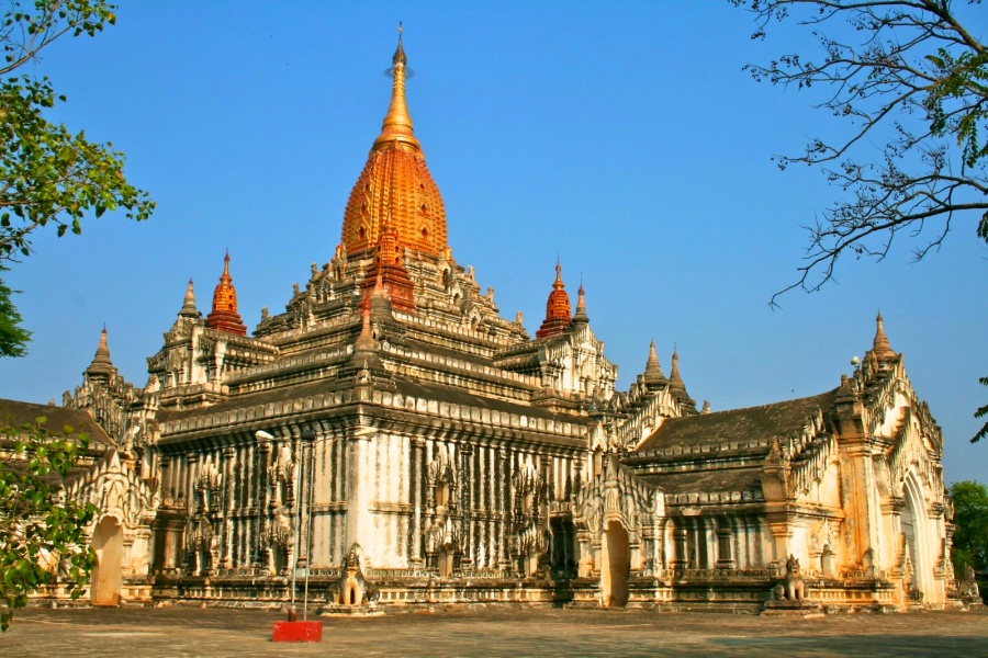 Ananda Temple in Bagan, Myanmar (1)