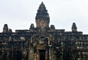 Bakong Temple of Roluos Temples in Siem Reap, Cambodia (7)
