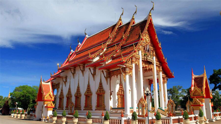 Chaithararam Temple (Wat Chalong) in Phuket, Thailand (1)
