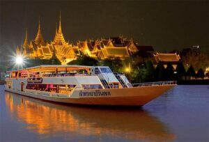 Chaophraya Cruise in Bangkok, Thailand (10)