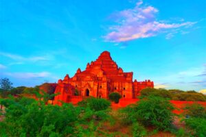 Dhammayangyi Temple in Bagan, Myanmar (1)