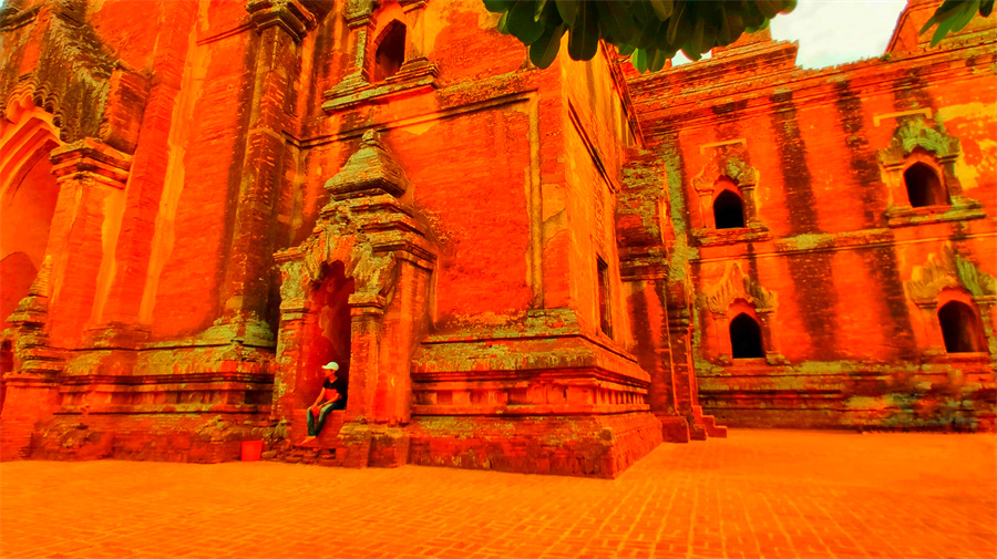 Dhammayangyi Temple in Bagan, Myanmar (7)