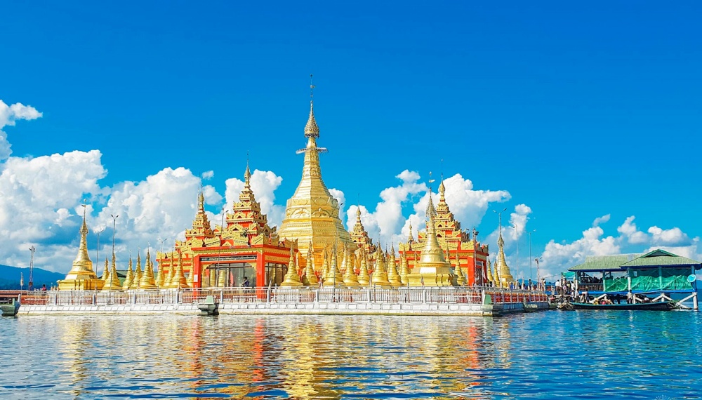Indawgyi Lake and Shwe Myintzu Pagoda in Kachin State, Myanmar (15)
