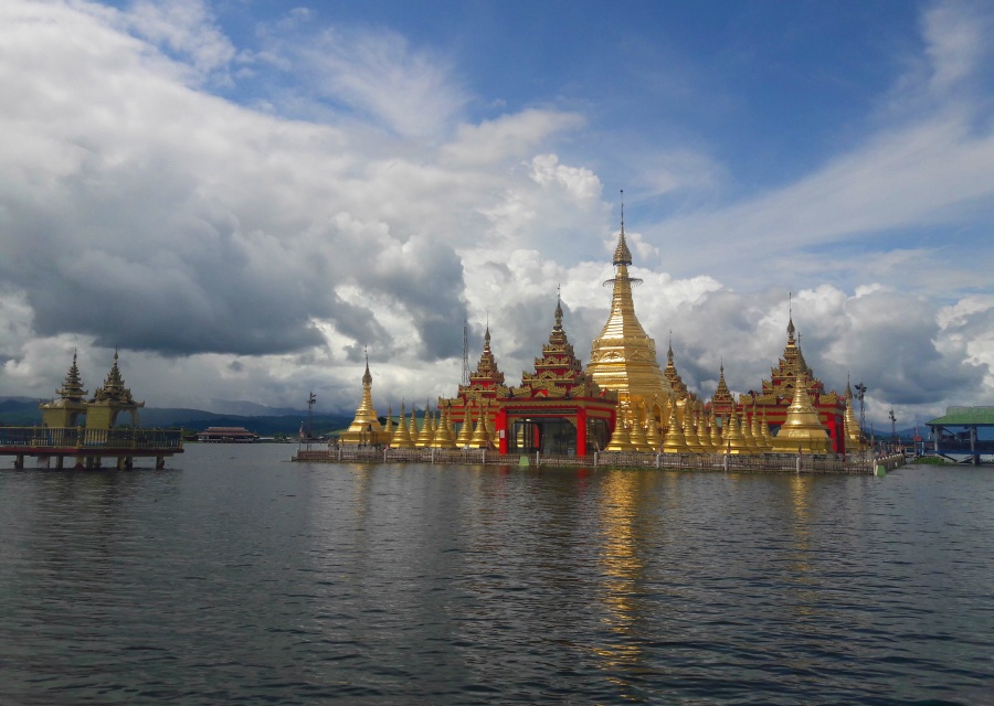Indawgyi Lake and Shwe Myintzu Pagoda in Kachin State, Myanmar (9)